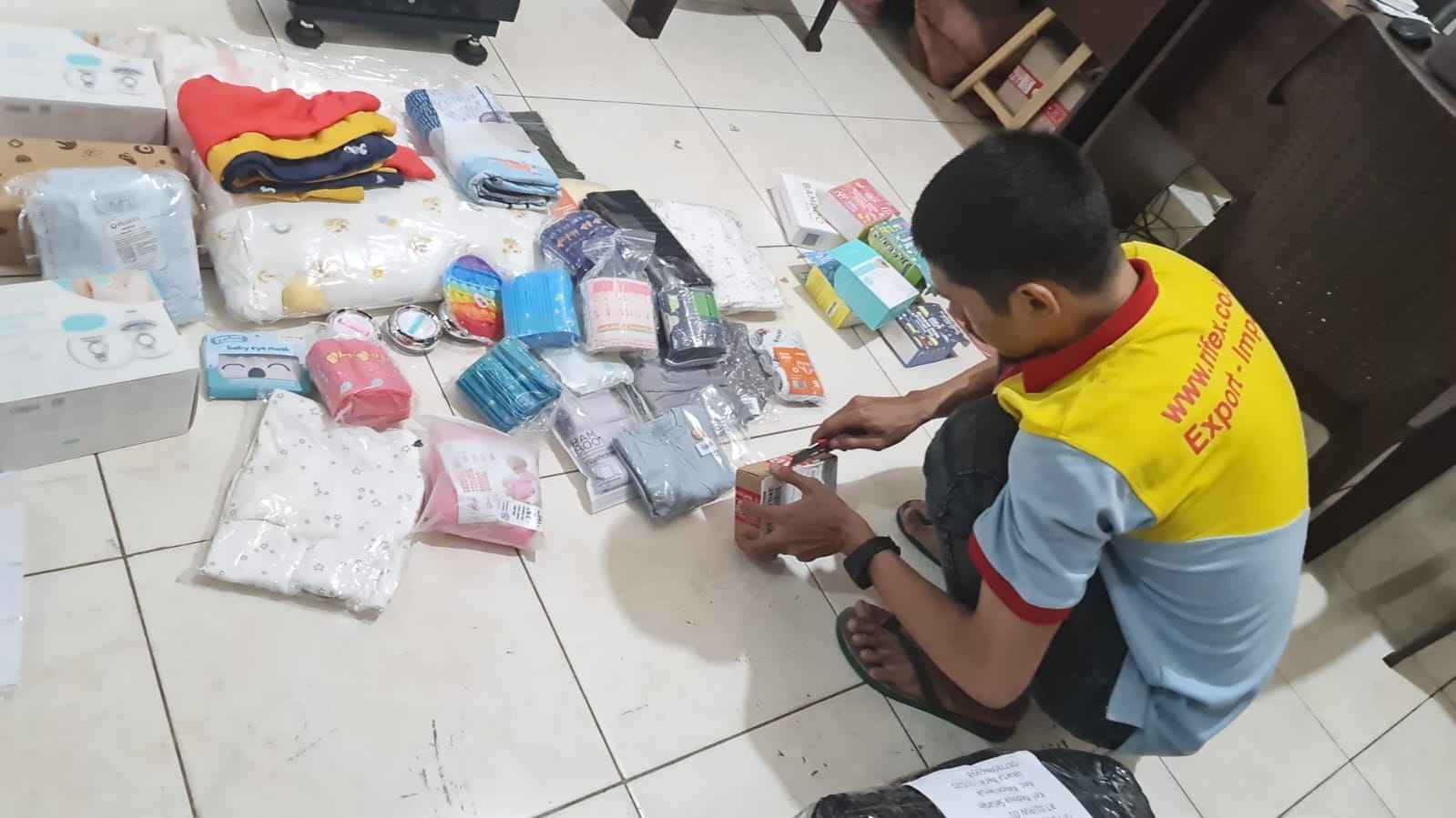 Jasa Kirim Paket Dan Dokumen Ke Luar Negeri Paling Murah